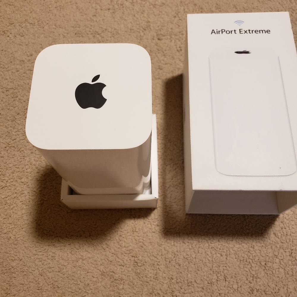 Apple Airport Extreme Wireless Router
